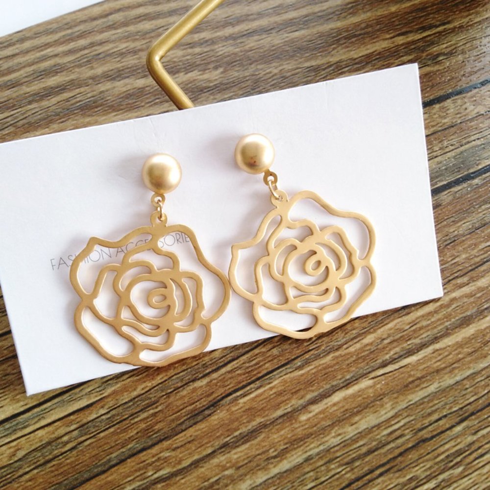 💙S925 GOLD FLOWER EARRINGS - Picture 3 of 12